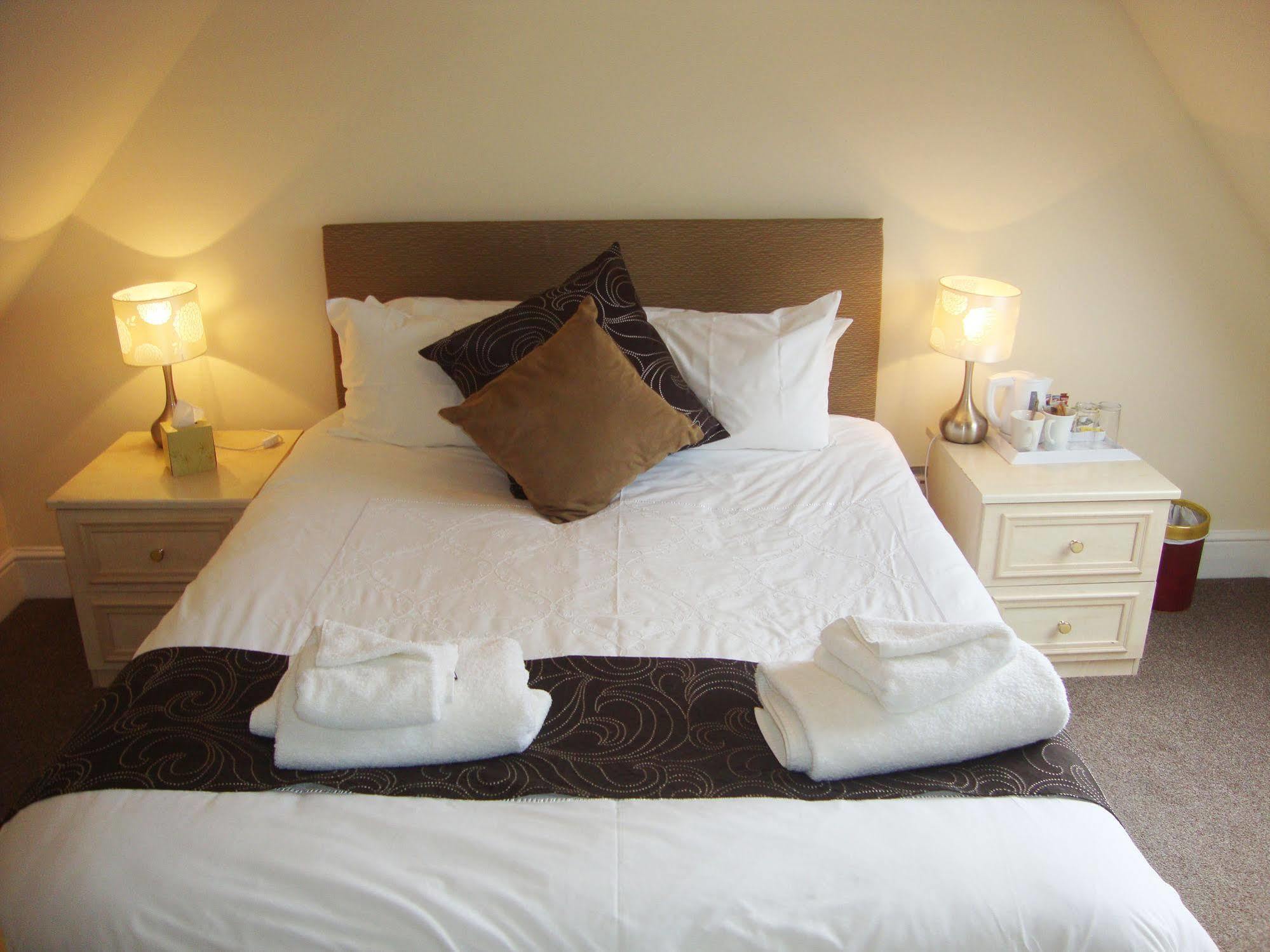 Rookery Manor Hotel & Spa 布伦特山庄 外观 照片